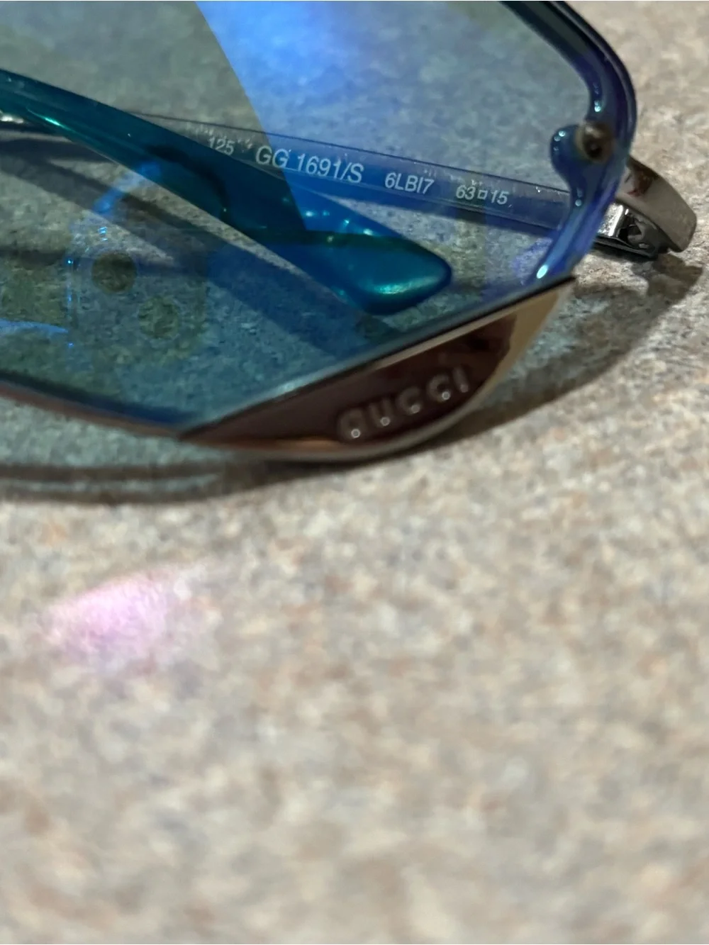 Gucci Y2K vintage blue sunglasses